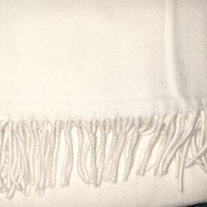 Vintage Amanda Smith acrylic scarf soft ivory